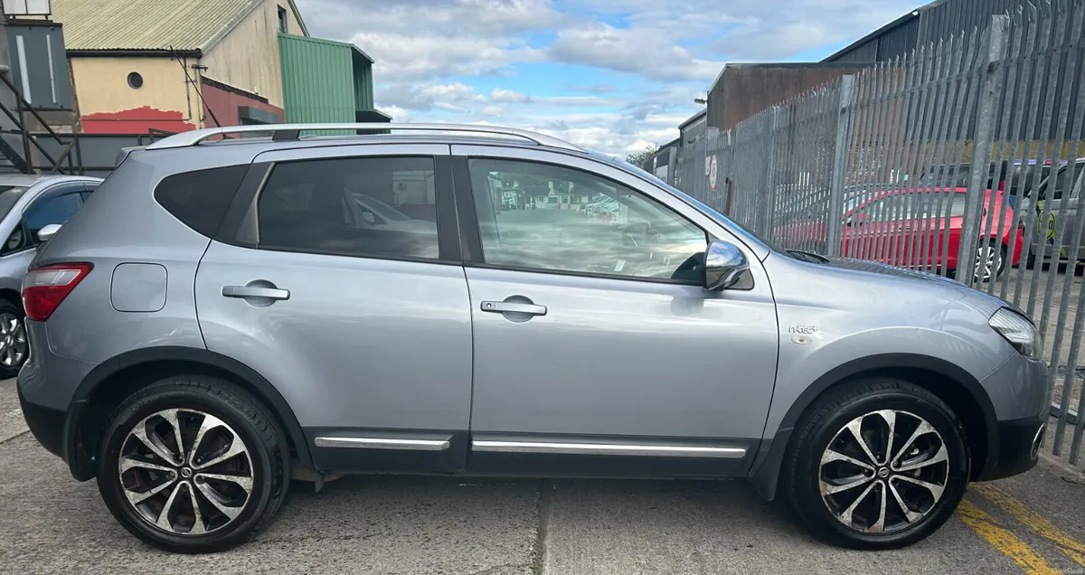 2012 Nissan Qashqai Manual - Image 4