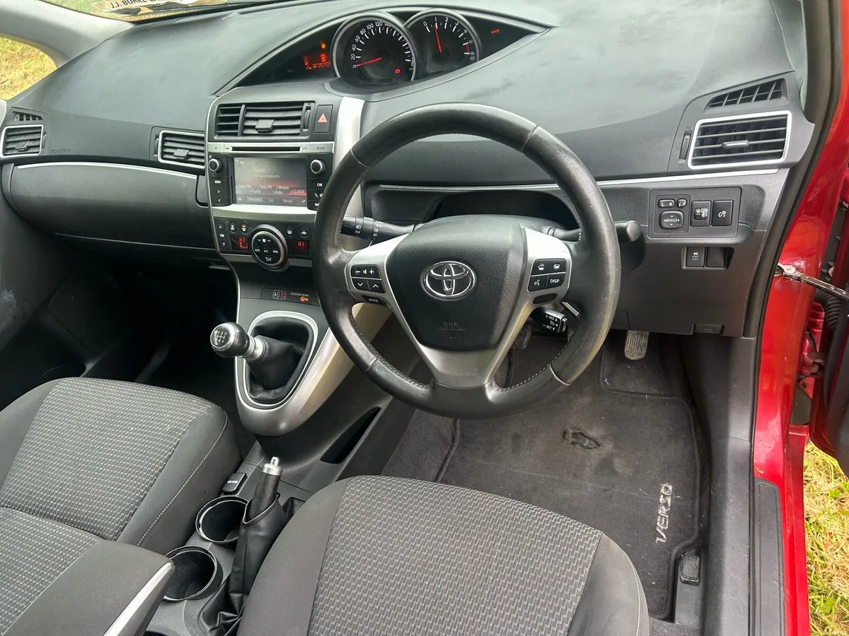 Toyota Verso - Image 4