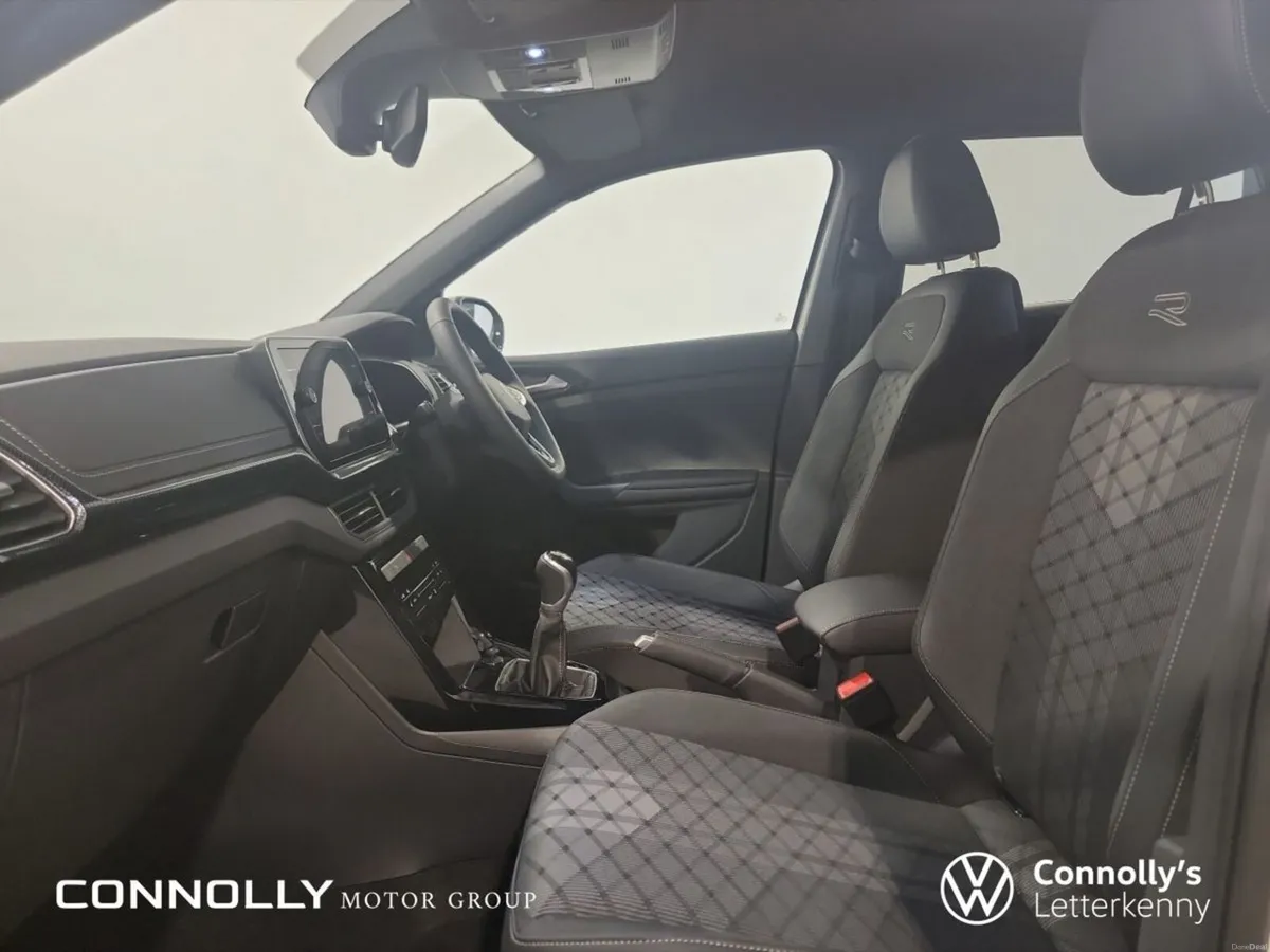 Volkswagen T-Cross R-Line 1.0TSI 116HP Manual - Image 5