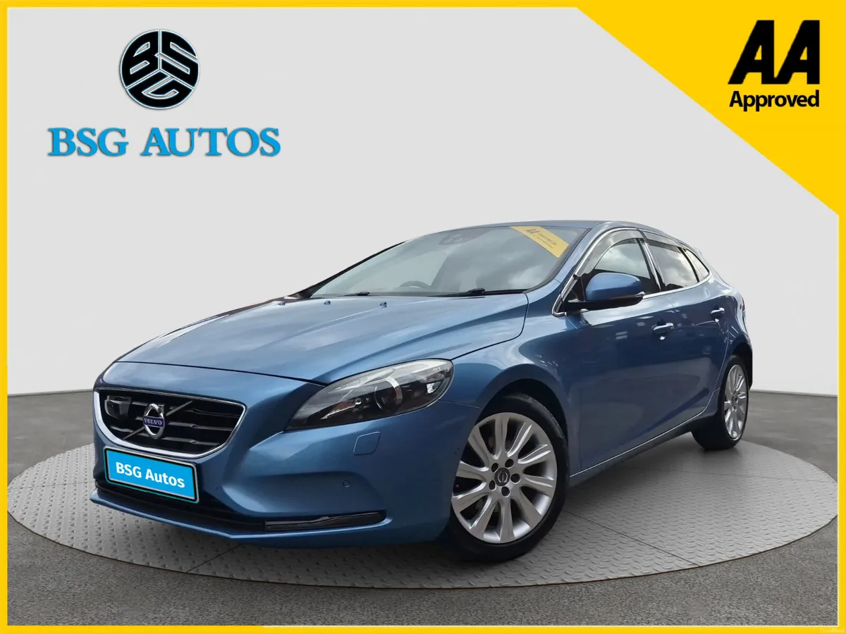 2015 VOLVO V40 T4 1.6 PETROL AUTO *FINANCE* - Image 4