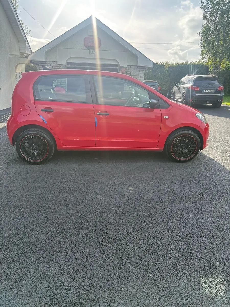 2015 Vw up 1.0 nct 11/26 tax 10/26 - Image 4