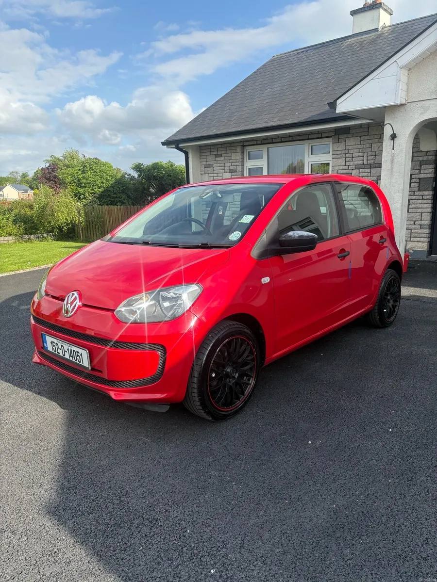 2015 Vw up 1.0 nct 11/26 tax 10/26 - Image 1