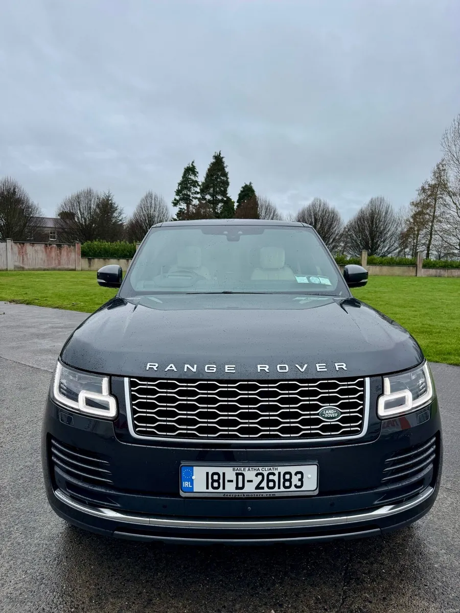 **Range Rover VOGUE/ PANO ROOF/ HEAD UP DISPLAY** - Image 2