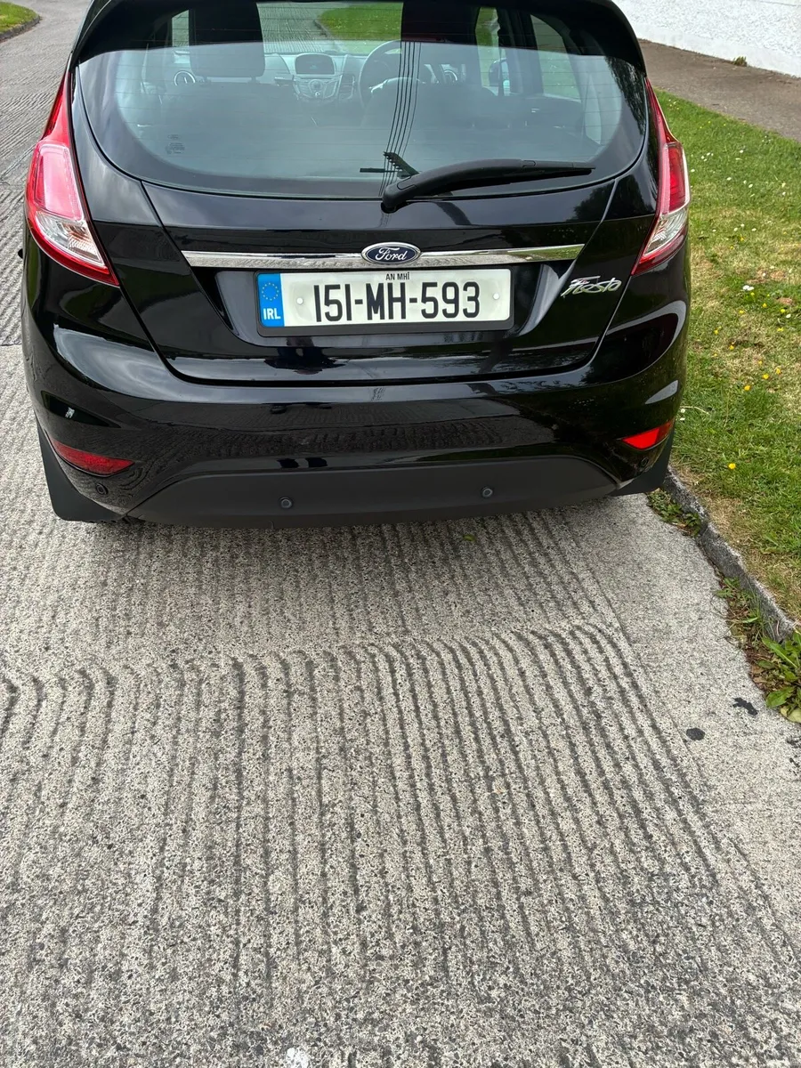 Ford Fiesta 1.2 Titanium - Image 2