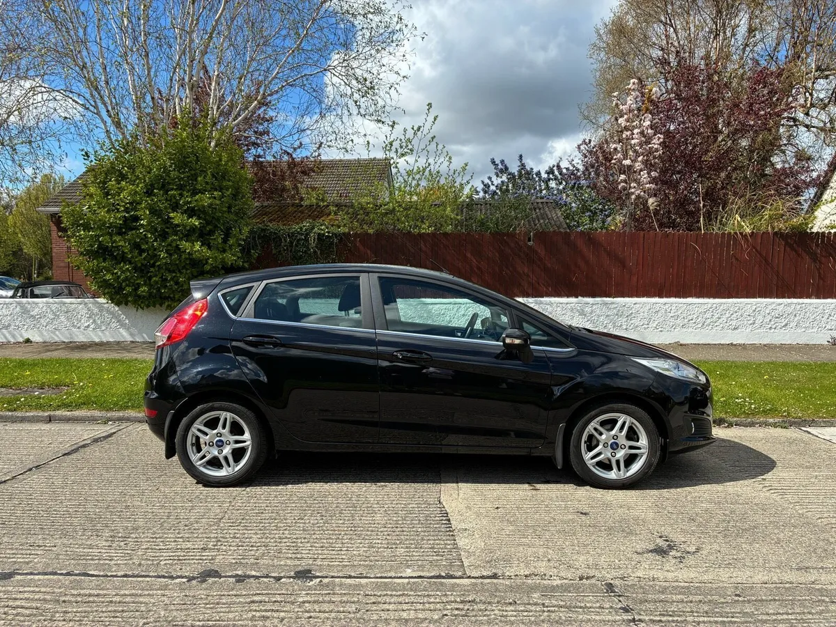 Ford Fiesta 1.2 Titanium - Image 1