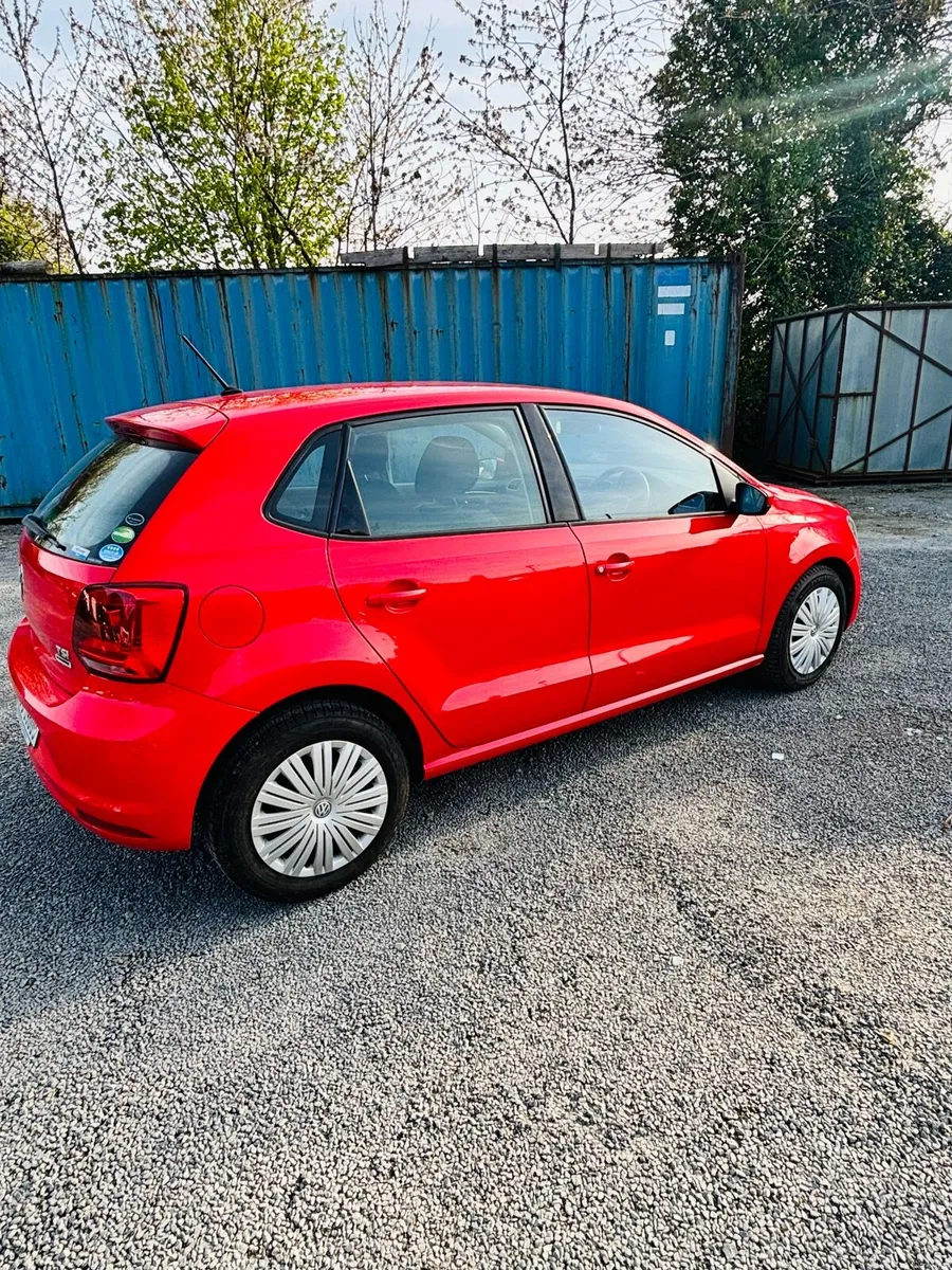Volkswagen Polo 2015 Automatic - Image 4