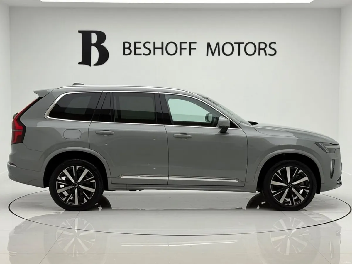 Volvo XC90 T8 CORE AWD BRIGHT=ONLY 12, 000 MILES// - Image 4