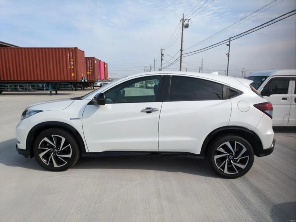 Honda Vezel 172 Hybrid RS HondaSensing - Image 3