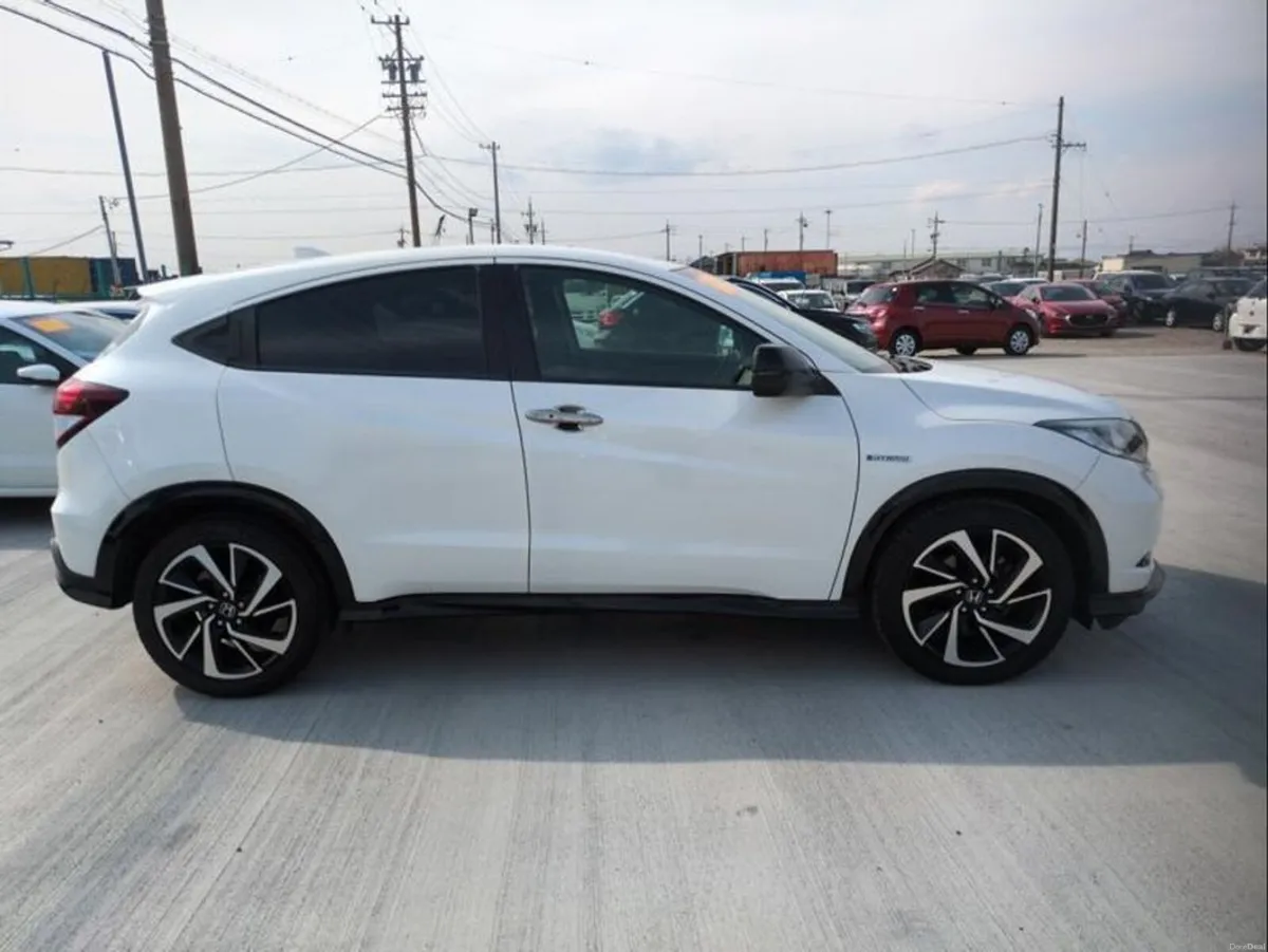 Honda Vezel 172 Hybrid RS HondaSensing - Image 4