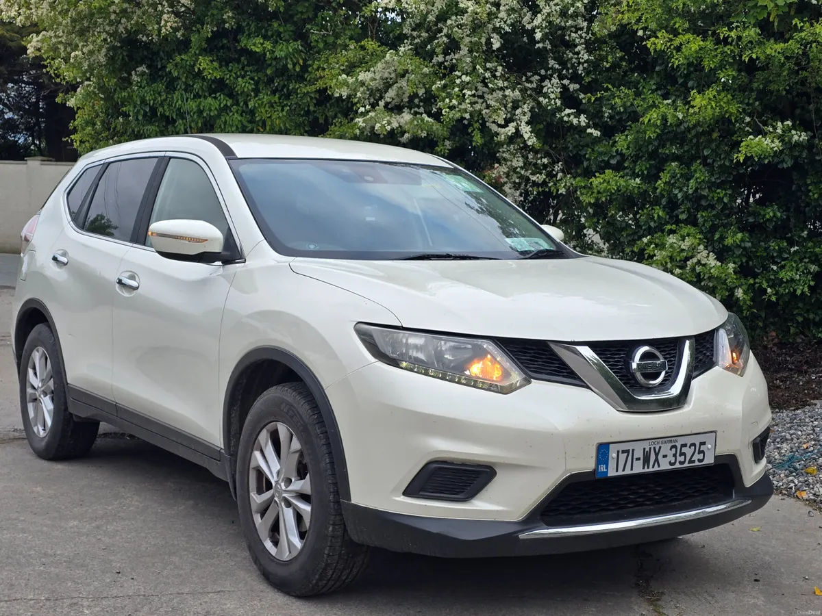 Nissan X-Trail 2017 petrol ⛽️ nct&tax €6900 - Image 4