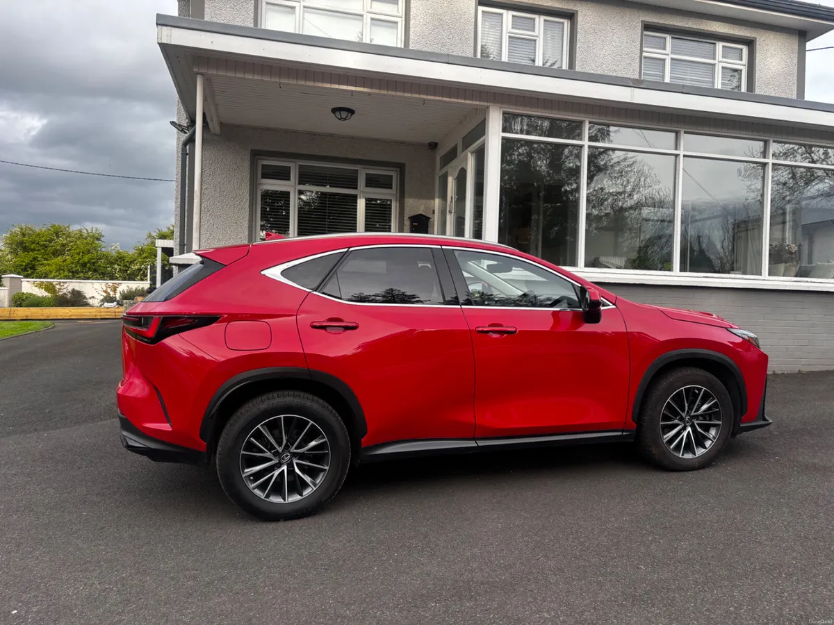 Lexus NX 450h+ 450h+ 2.5 5dr E-CVT [Premium Pk] 22 - Image 6