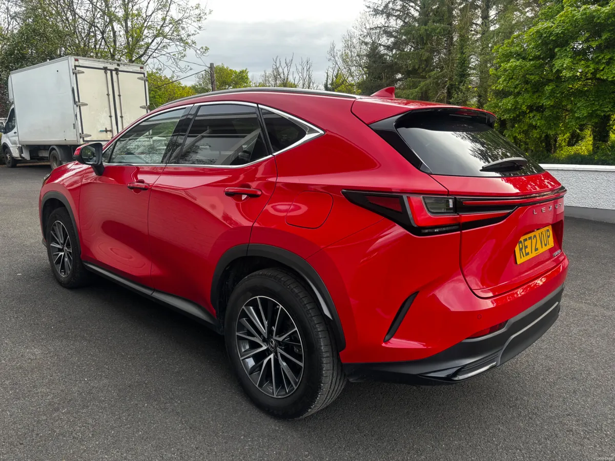 Lexus NX 450h+ 450h+ 2.5 5dr E-CVT [Premium Pk] 22 - Image 3