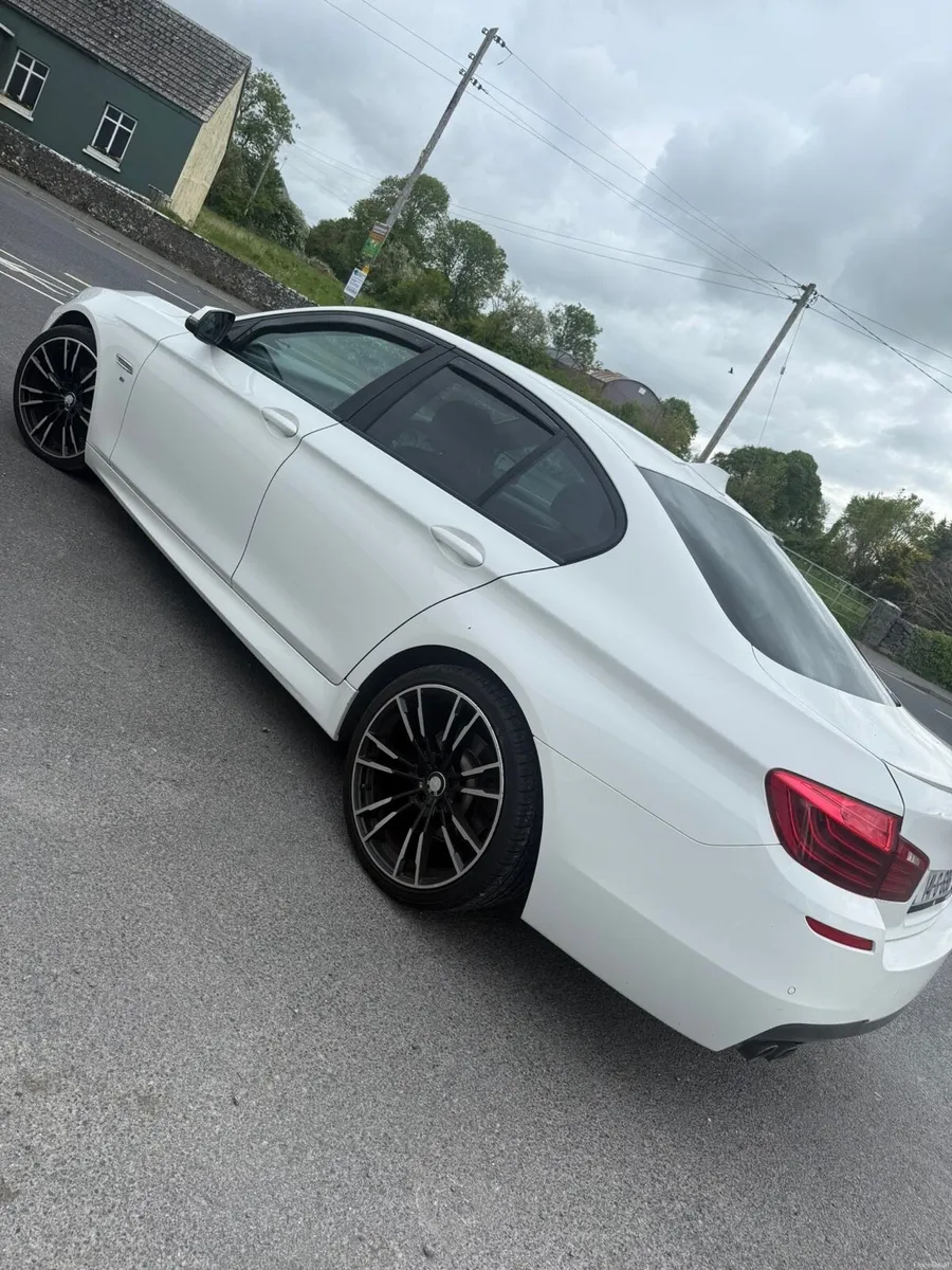 BMW f10 520 - Image 2