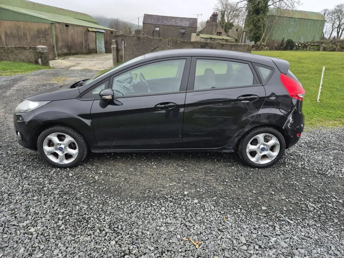 2011 Ford Fiesta 1.25 Style - Image 3