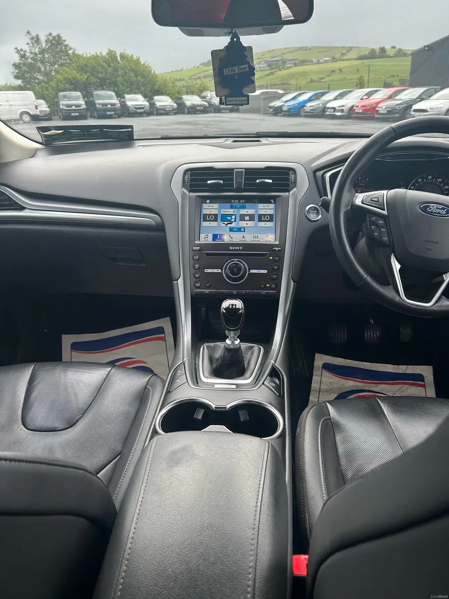 Ford mondeo - Image 4