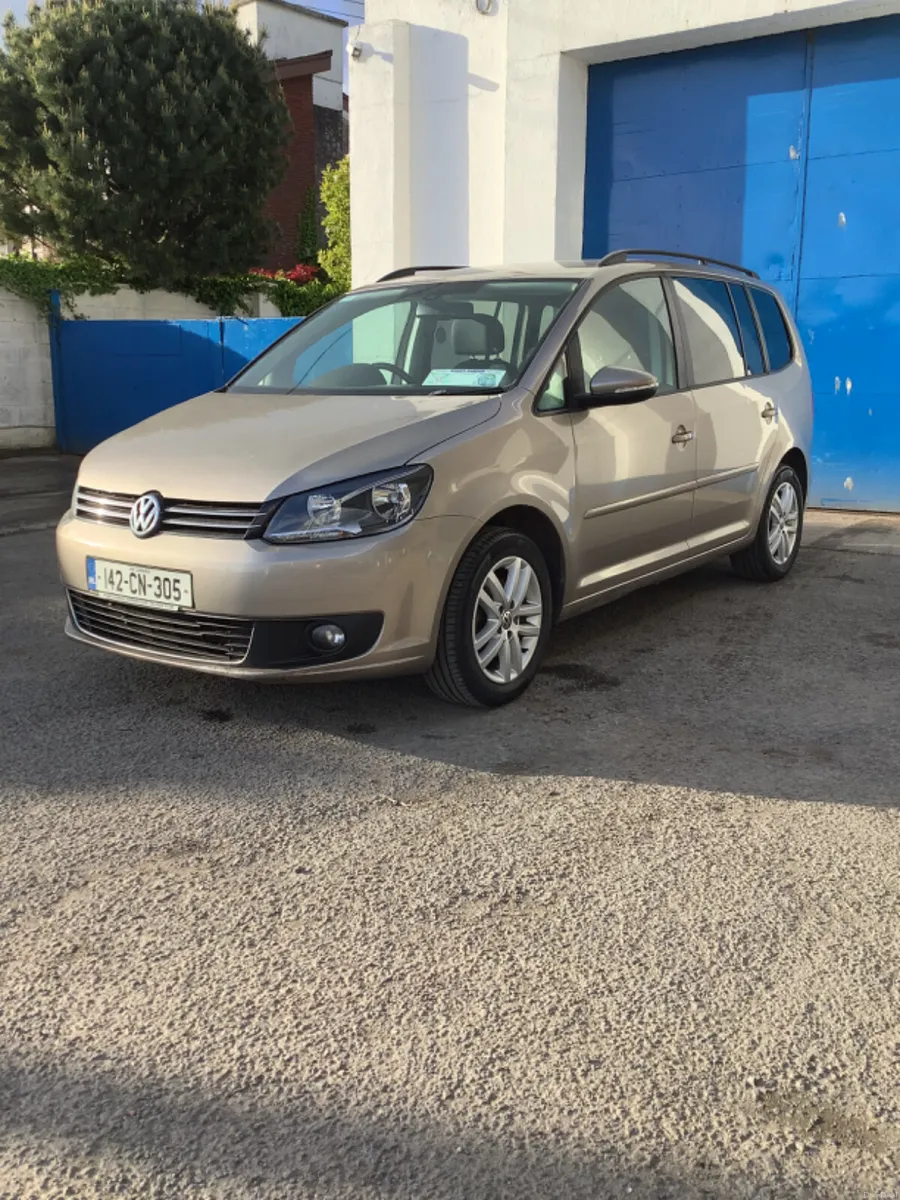 Volkswagen Touran 2014 - Image 1