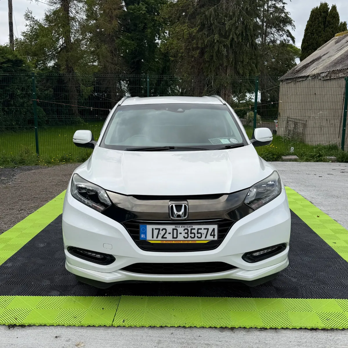 Honda Vezel 2017 Hybrid Low Mileage - Image 1