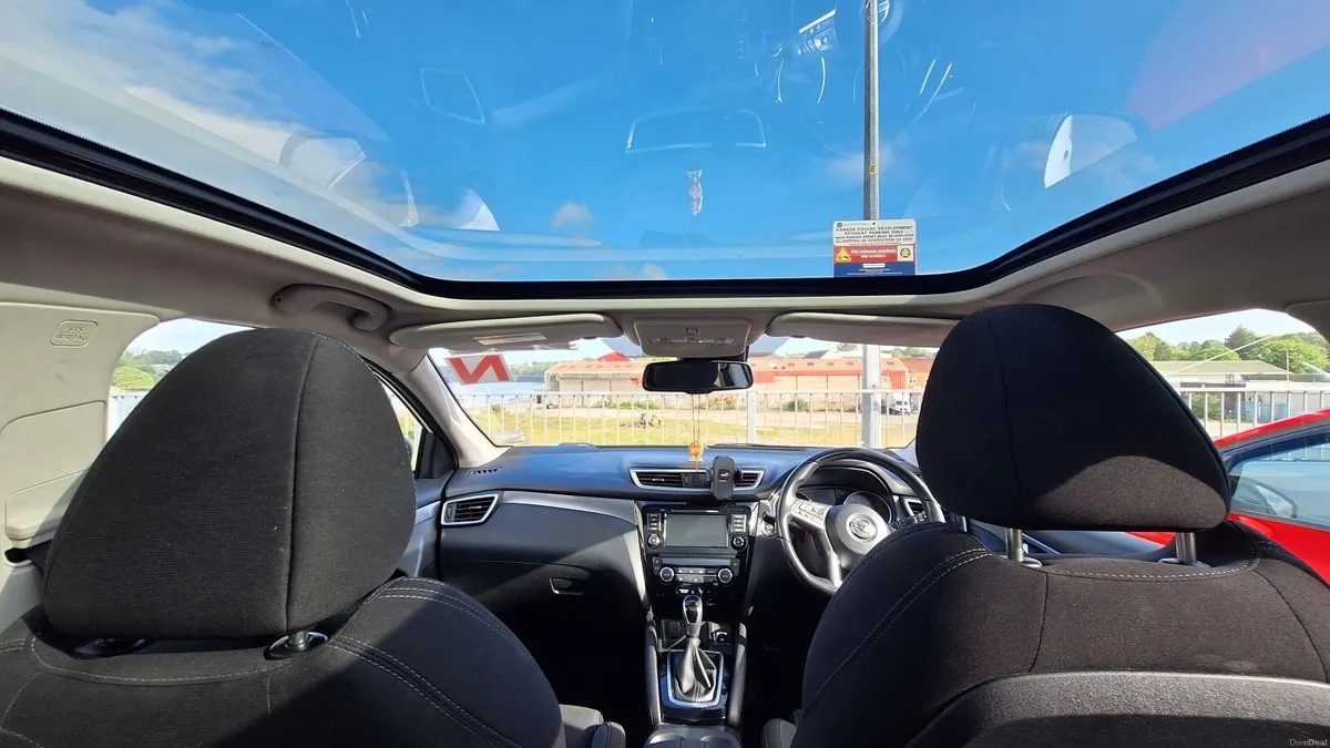 2019 Nissan Qashqai 1.3 SV PREMIUM DCT MY1 - Image 4