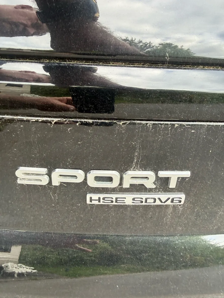 Land Rover Range Rover Sport - Image 3