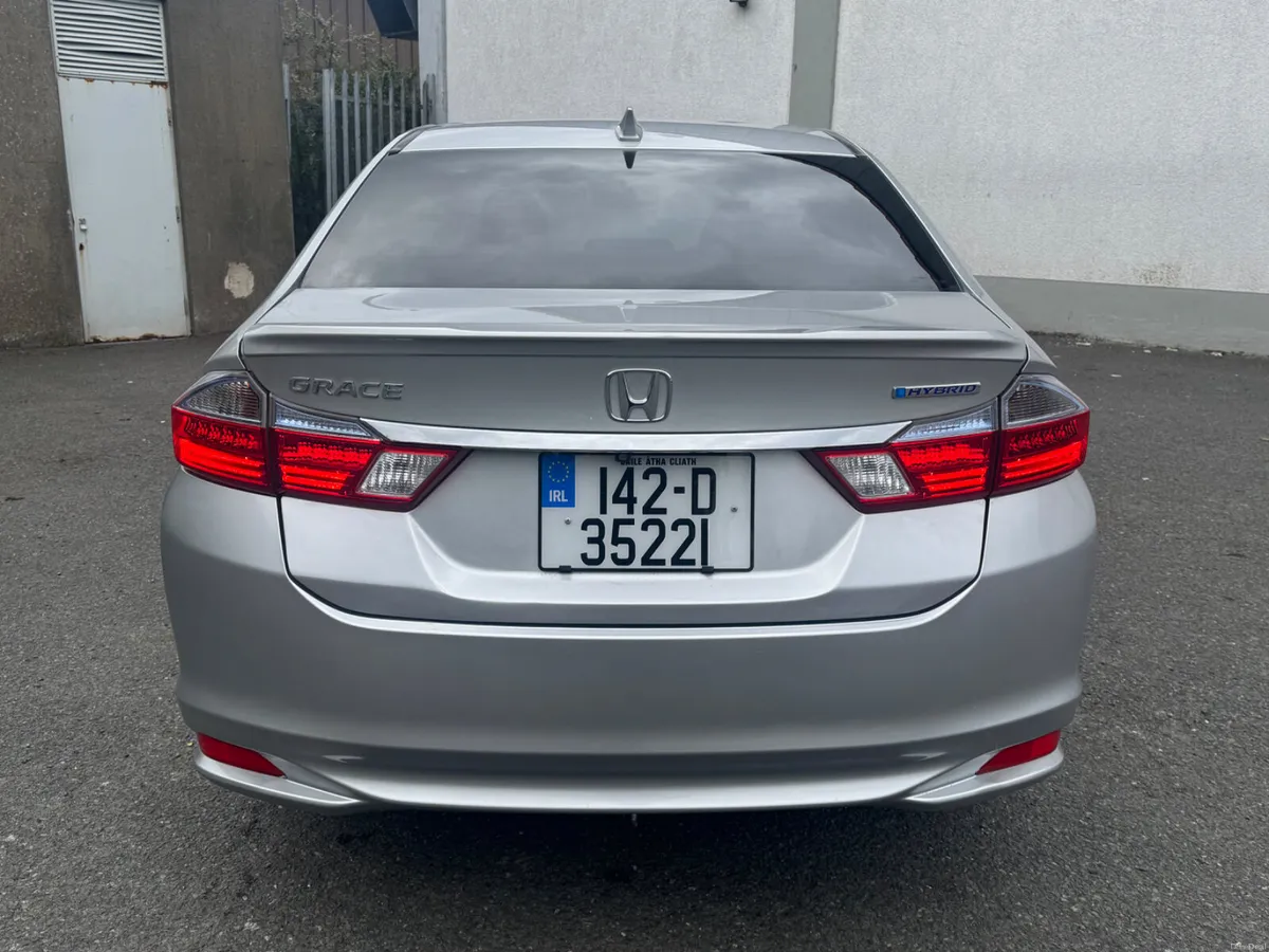 Honda Grace 2014 Automatic Full option - Image 6