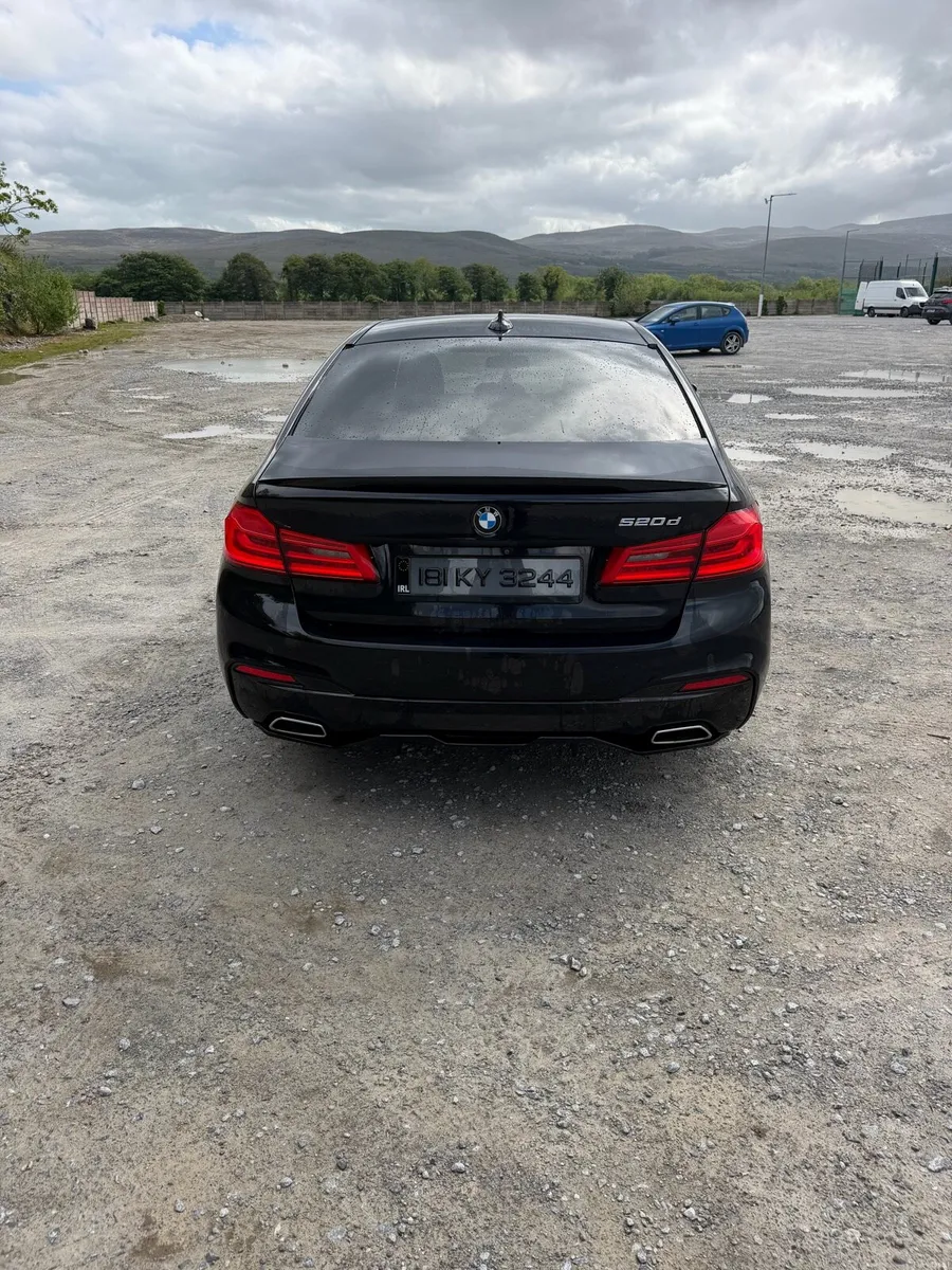 BMW5 Series - Image 4