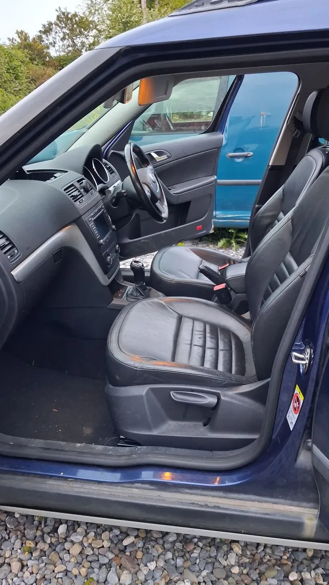 Skoda Yeti 2011 - Image 2