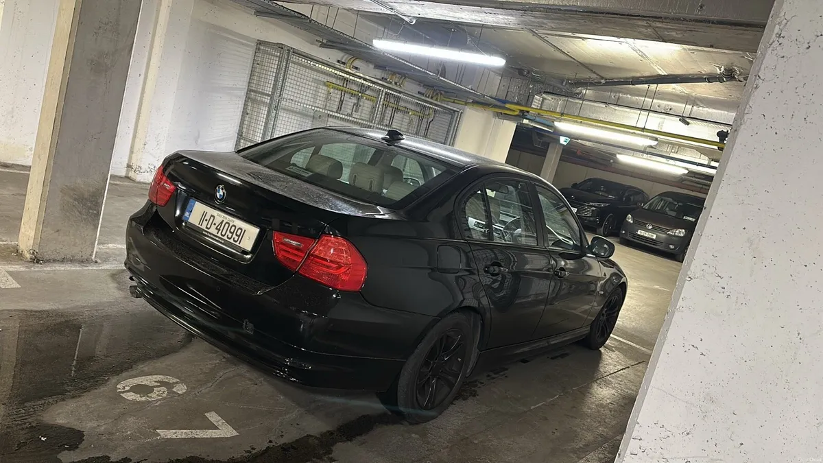 BMW 3 series - Image 4