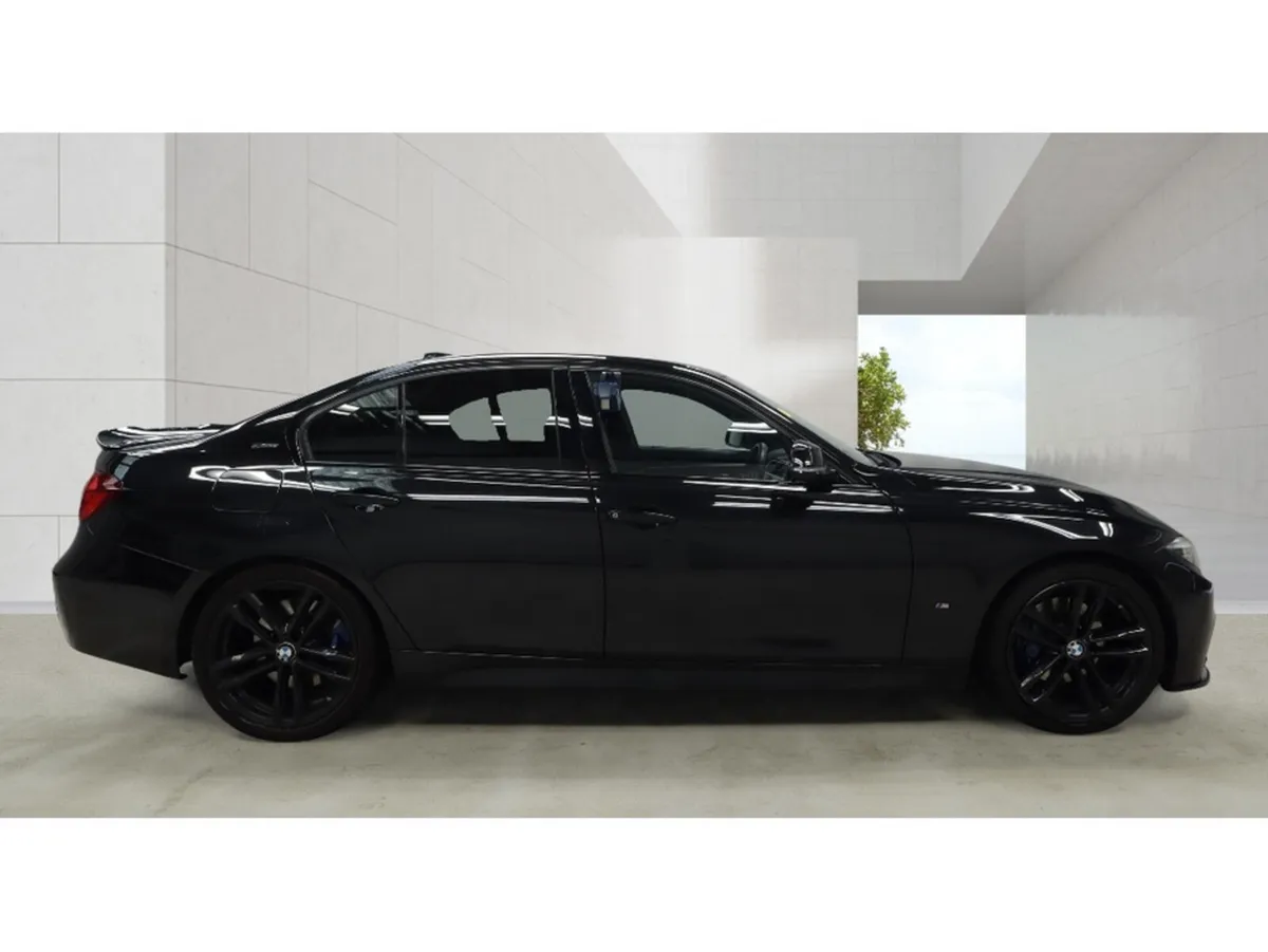 BMW 3-Series M SPORT SHADOW EDITION - Image 5