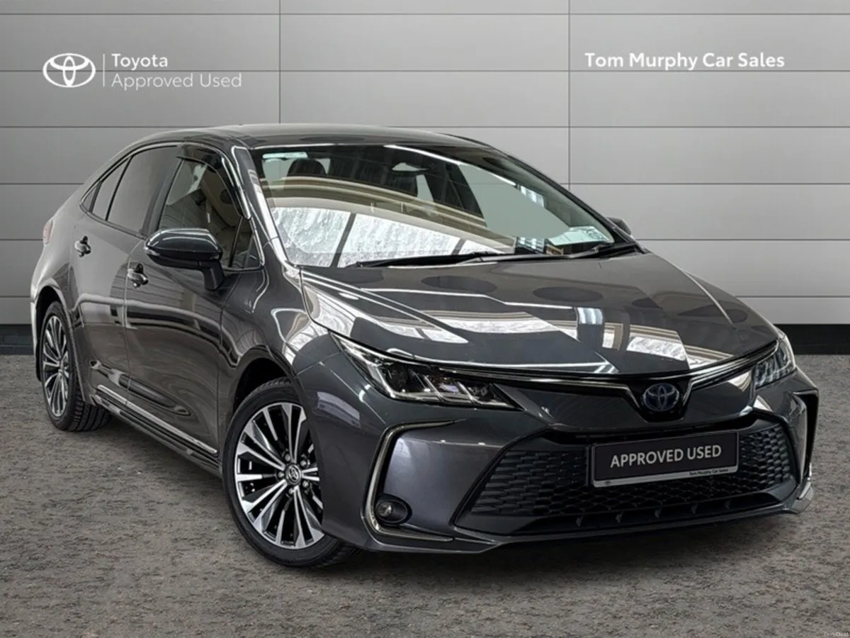 Toyota Corolla COROLLA LUNA SPORT SALOON - Image 1