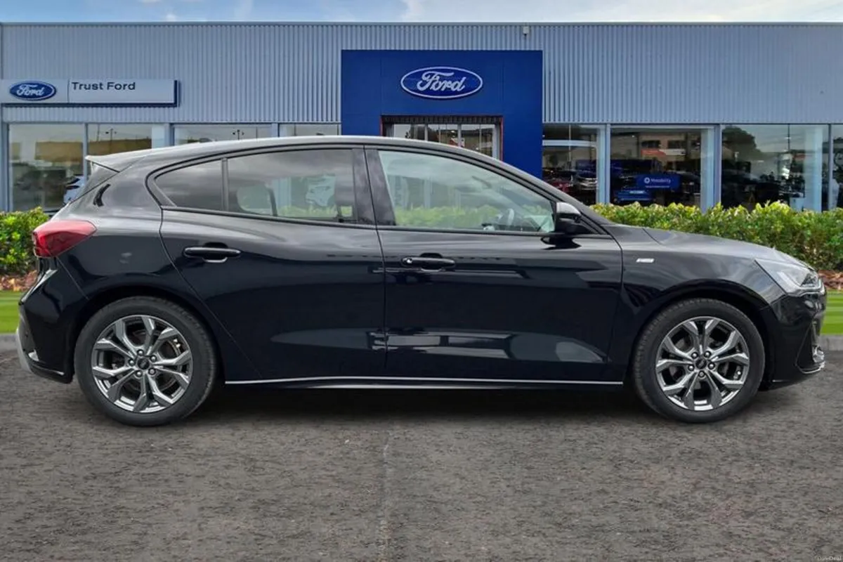 Ford Focus ST-Line - Image 3