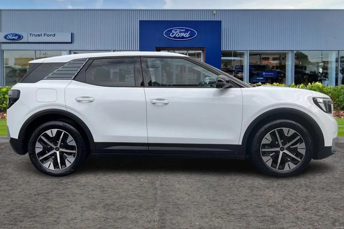 Ford Explorer Extended Range 77kWh Select SUV 5dr - Image 3