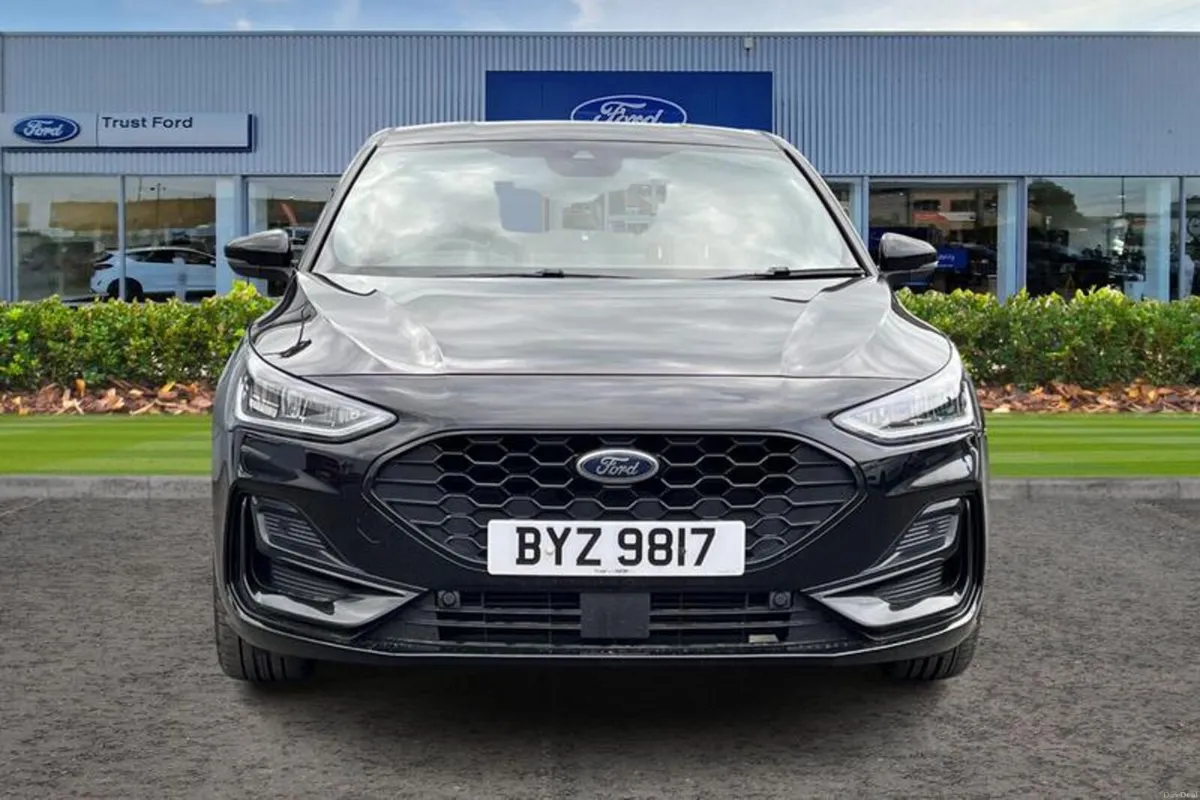 Ford Focus 1.0 EcoBoost ST-Line 5dr - Image 6