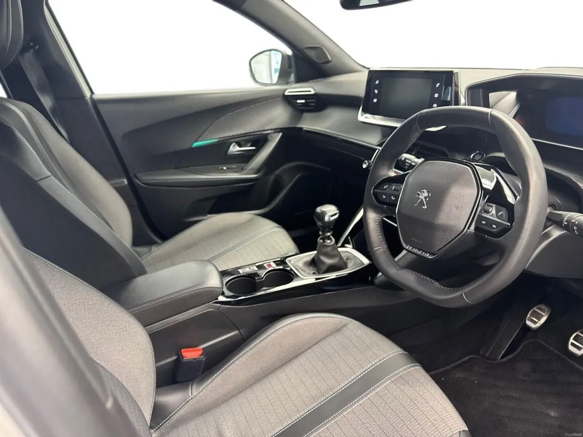 Peugeot 2008 1.2 ALLURE *FLASH SALE* €75 PER WEEK - Image 6