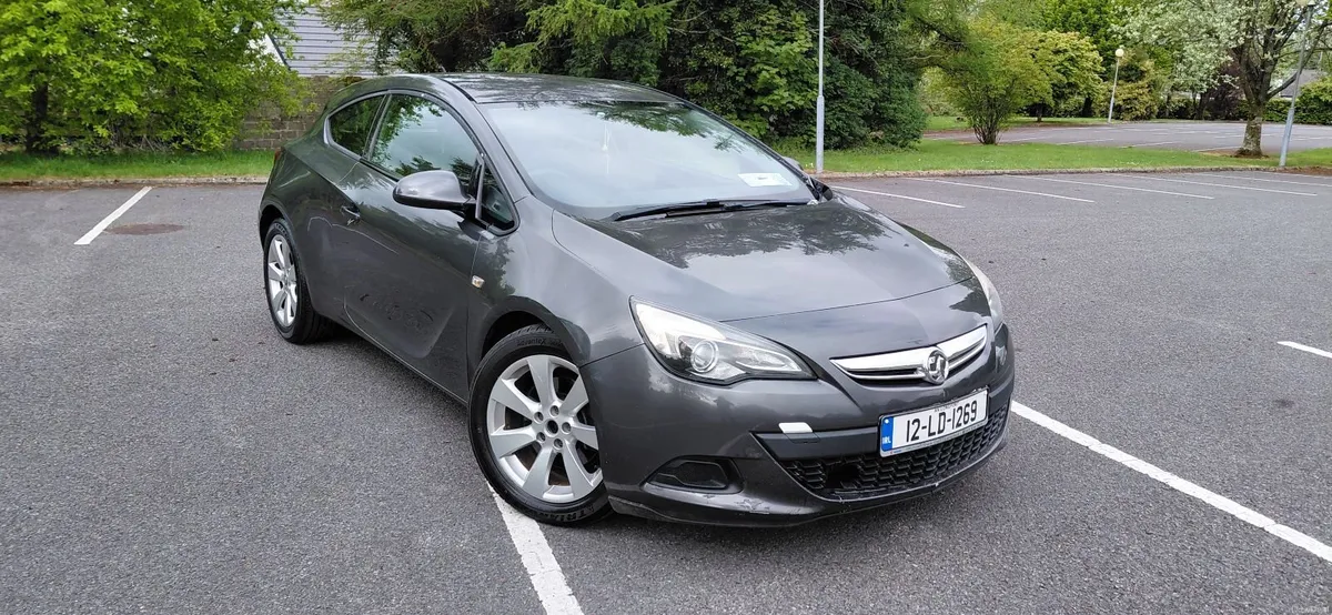 Vauxhall Astra 2012 - Image 1