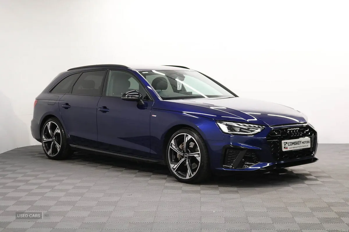 Audi A4 Avant TDI Black Edition - Image 1