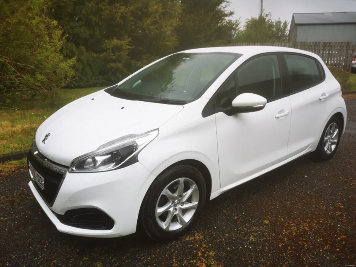 Peugeot 208 1.2 ACTIVE 82BHP 5DR - Image 2