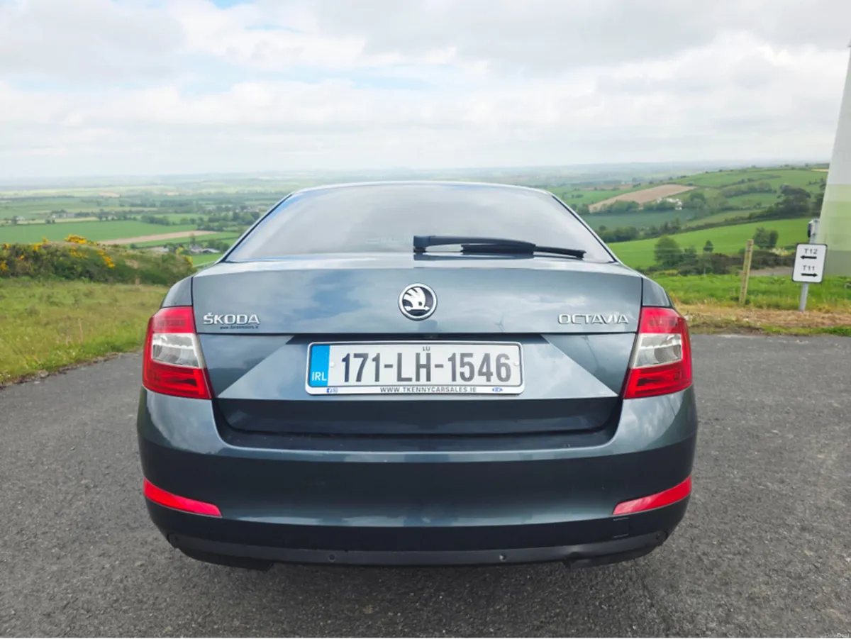 Skoda Octavia STYLE 1.6 TDI 90HP 4DR - Image 3