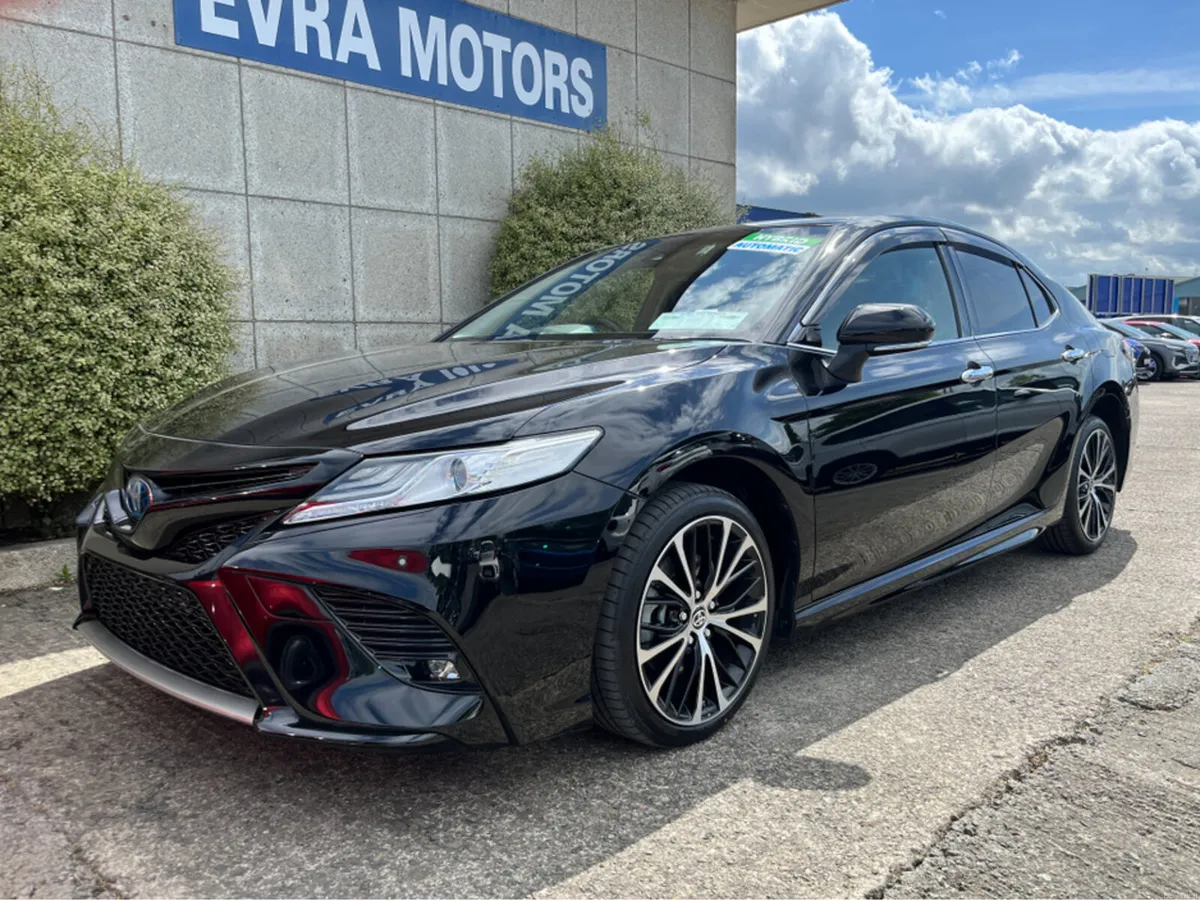 Toyota Camry WS HYBRID AUTOMATIC 2.5 PETROL //HIGH - Image 4