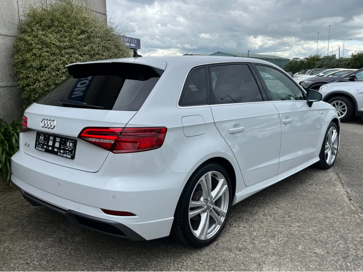 Audi A3 S-LINE HATCHBACK AUTOMATIC 1.4 PETROL //HI - Image 4