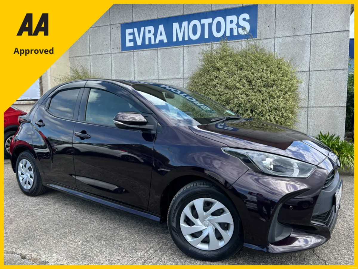 Toyota Yaris HYBRID X AUTOMATIC 1.5L PETROL//KEYLE - Image 1