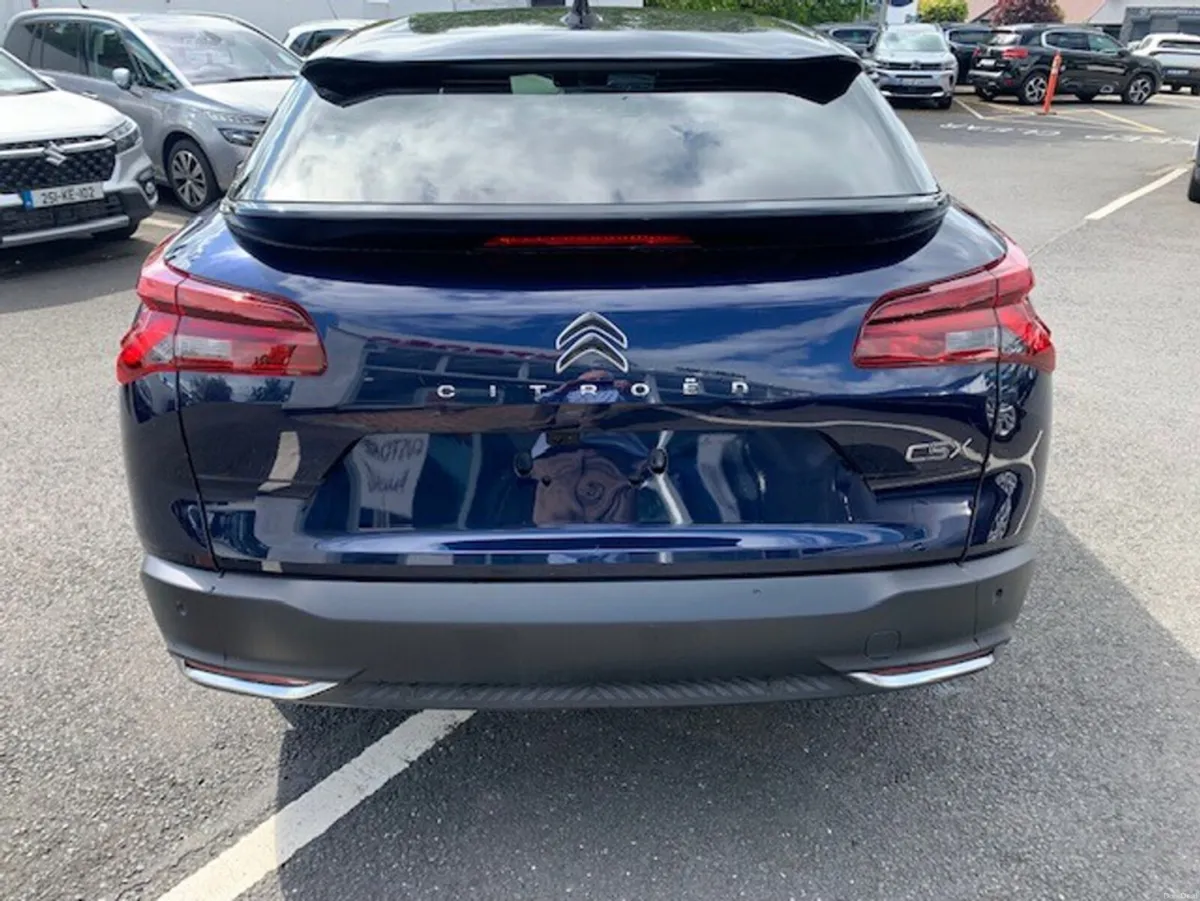 Citroen C5 X 1.2 Hybrid MHEV - Image 4