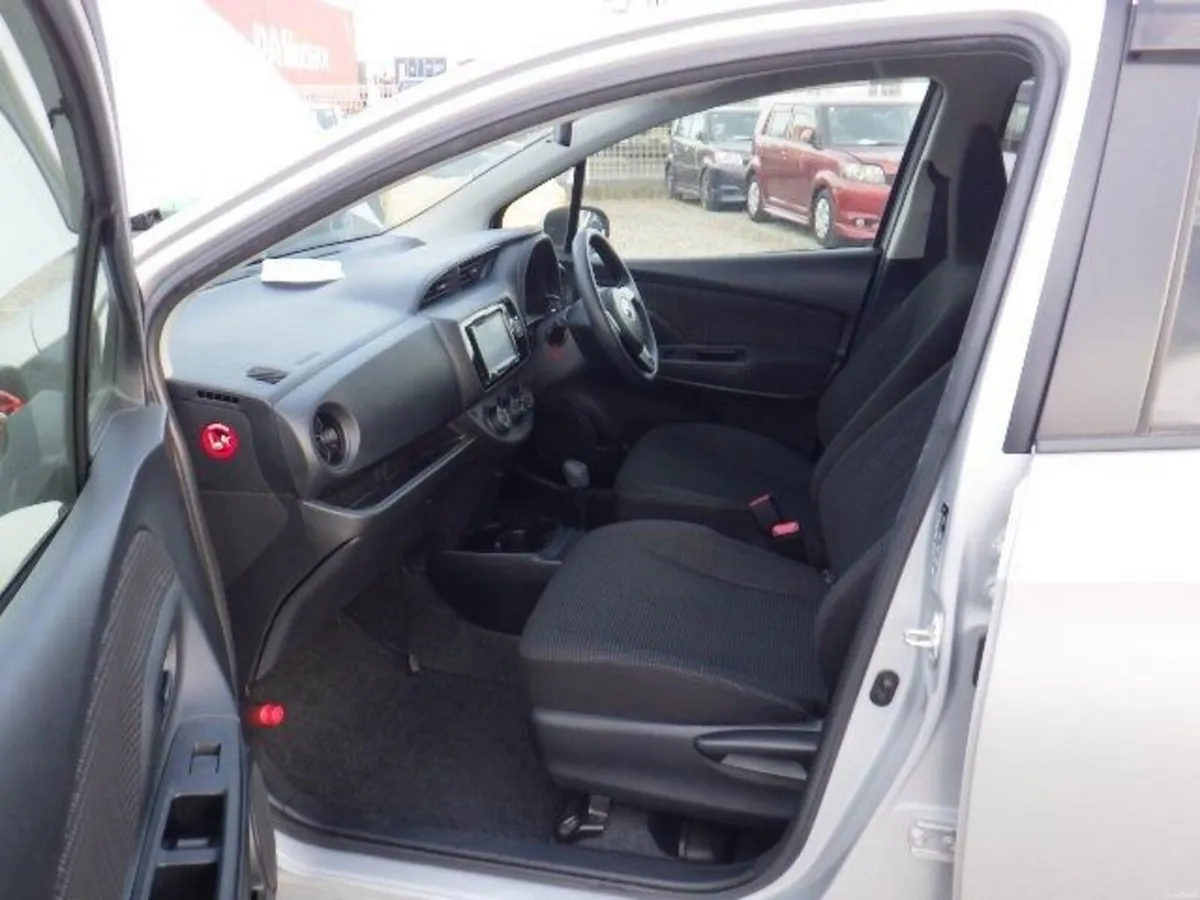 Toyota Vitz 2018 - Image 4