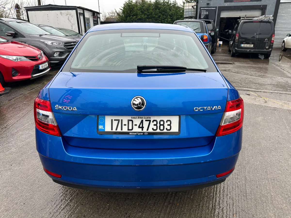 Skoda Octavia 2017 ACTIVE 1.6TDI New Engine 140km - Image 5