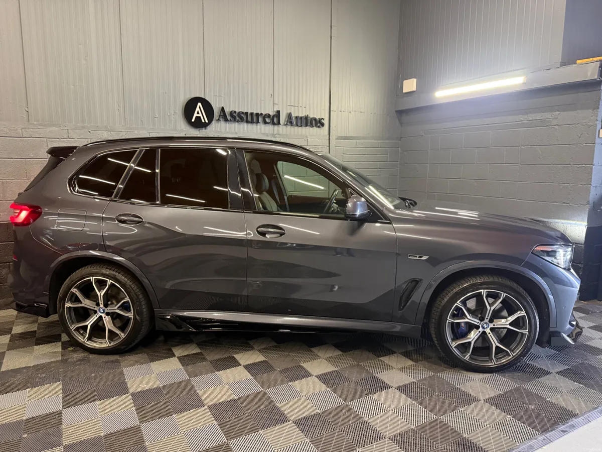 221 BMW X5 3Ltr X-Drive 45e M-Sport Pro /M Perform - Image 2