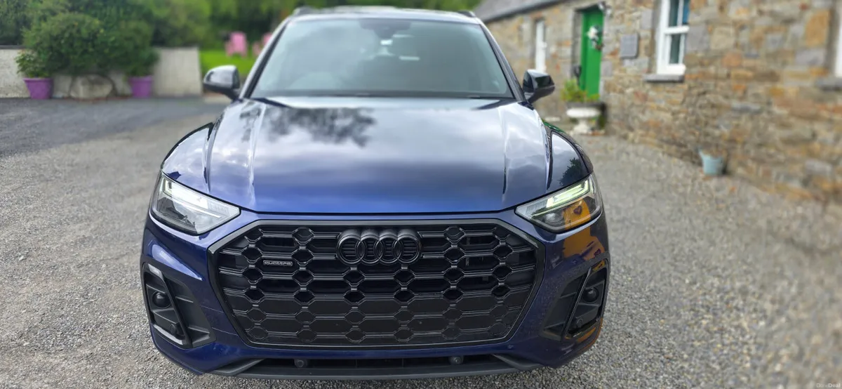 Audi Q5 2023 S LINE BLACK EDITION - Image 4