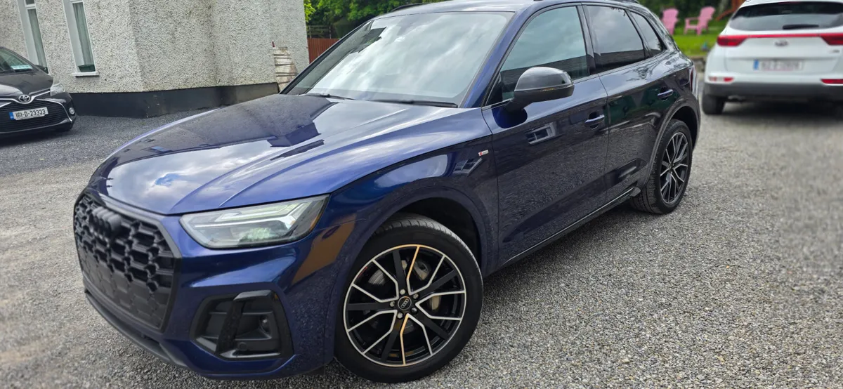 Audi Q5 2023 S LINE BLACK EDITION - Image 2
