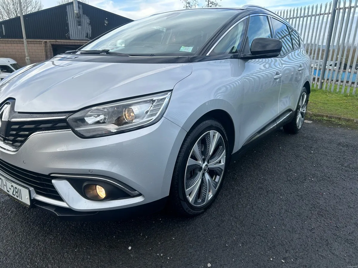2017 RENAULT SENIC 7 SEATER - Image 2