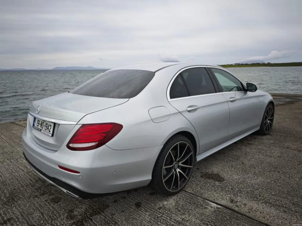 Mercedes-Benz E-Class E220 D AMG Line (Premium) - Image 3
