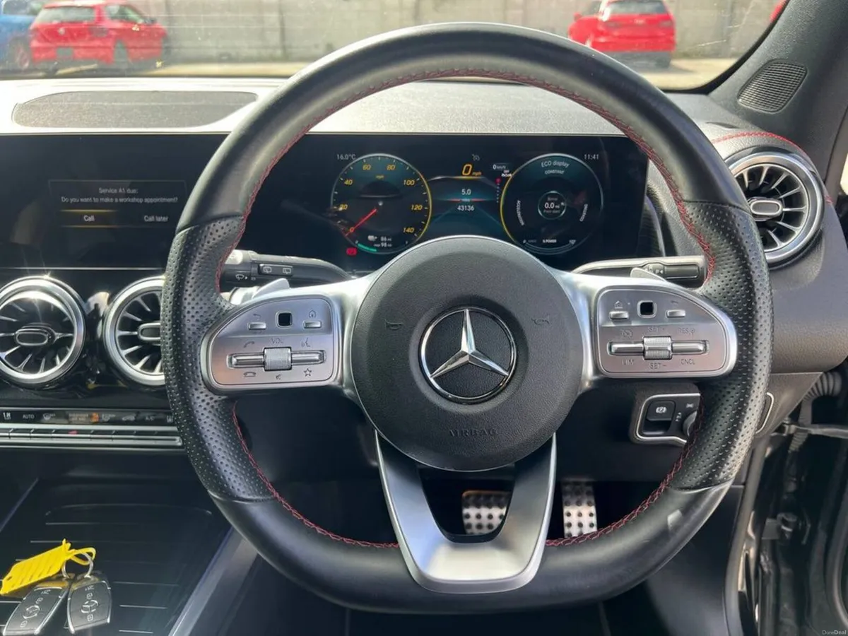 Mercedes-Benz EQB EQB350 AMG-LINE 4MATIC 7-SEATER - Image 4