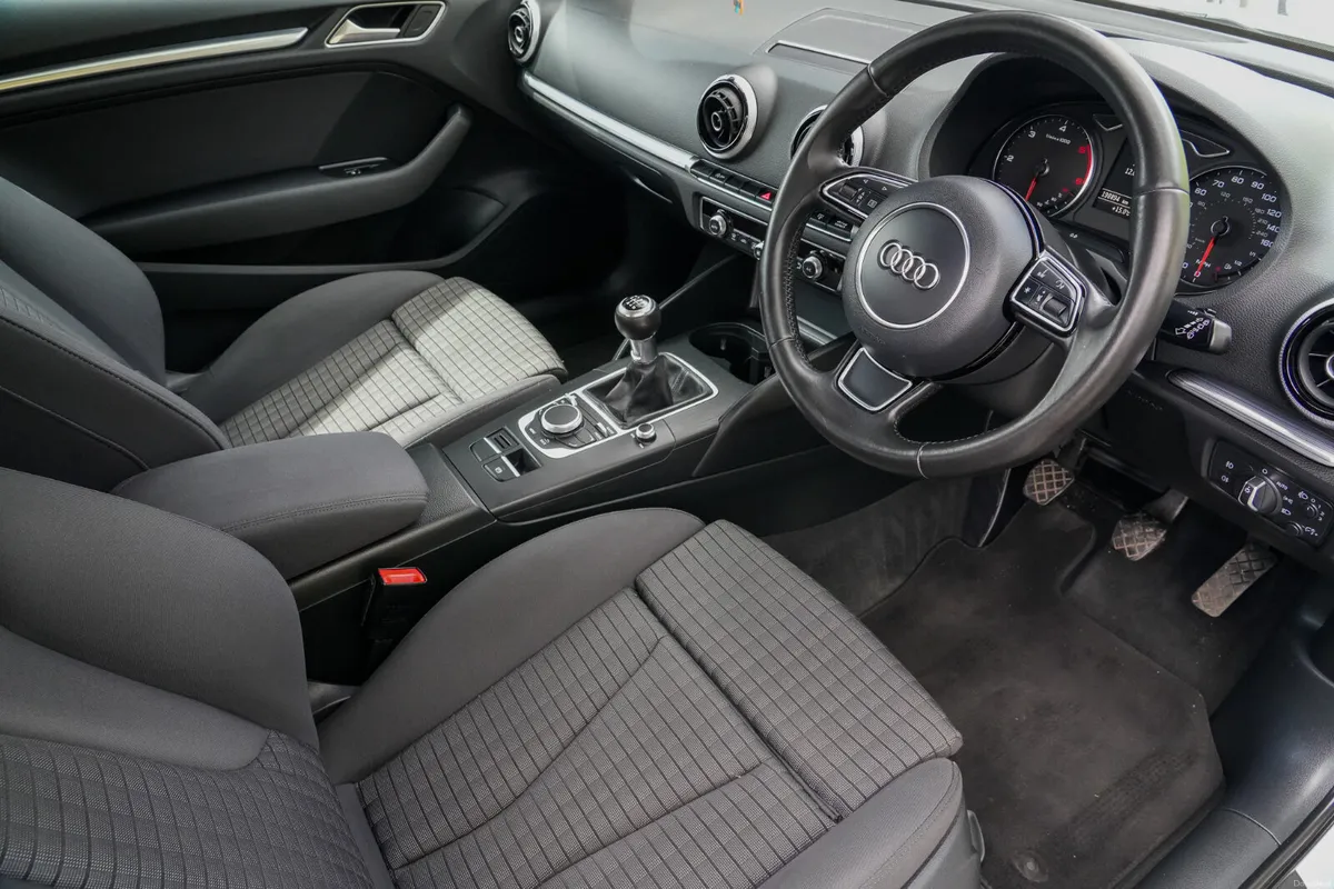 2015 Audi A3 SPORT 3DR Manual 2.0 Diesel - Image 2